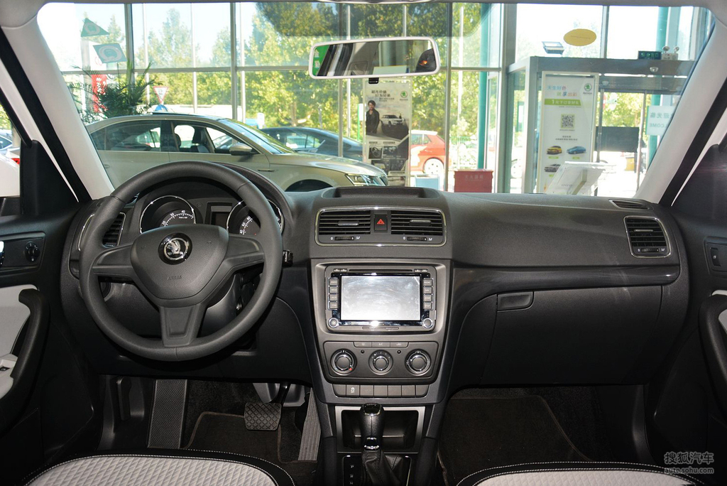 【 斯柯达yeti高清图片】_灰黑_内饰_搜狐汽车网