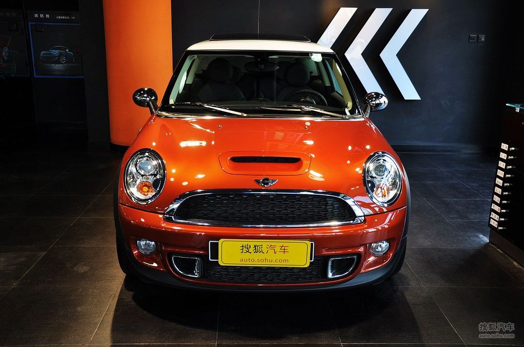【 minimini高清图片】_熔岩橙_外观_搜狐汽车网