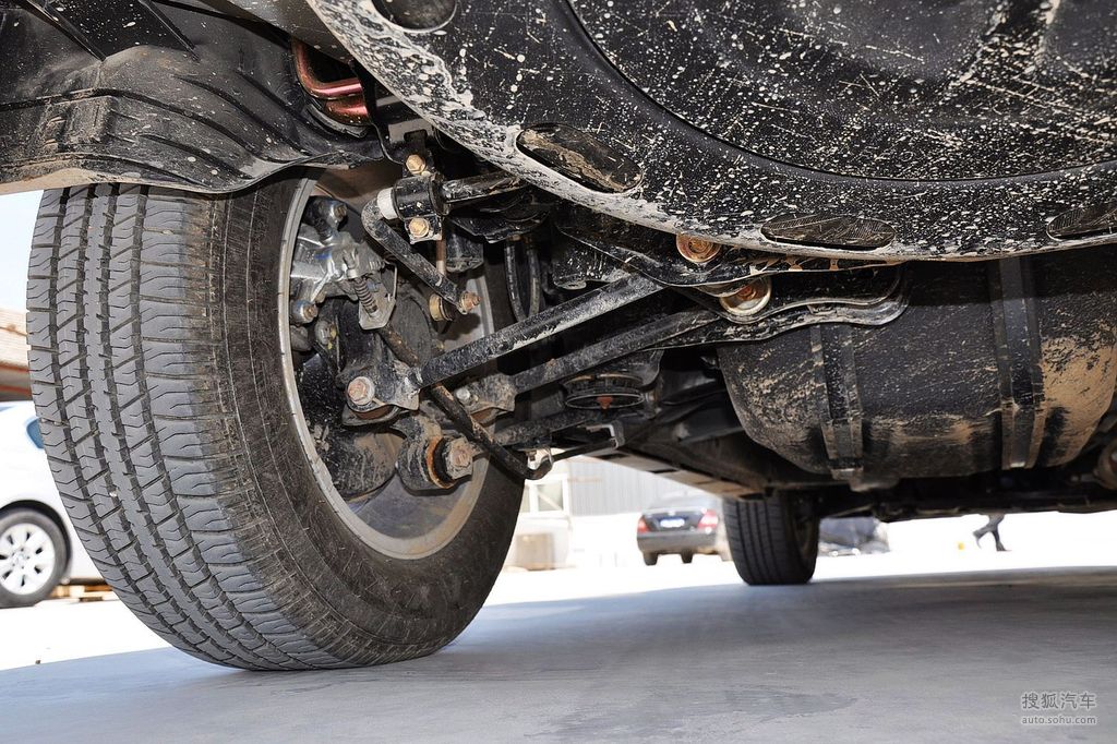 【 比亚迪s6高清图片】_底盘发动机_搜狐汽车网