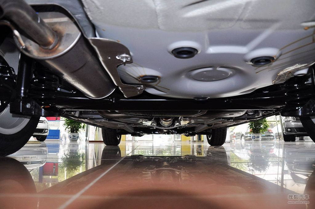 【 大众polo劲取高清图片】_底盘发动机_搜狐汽车网