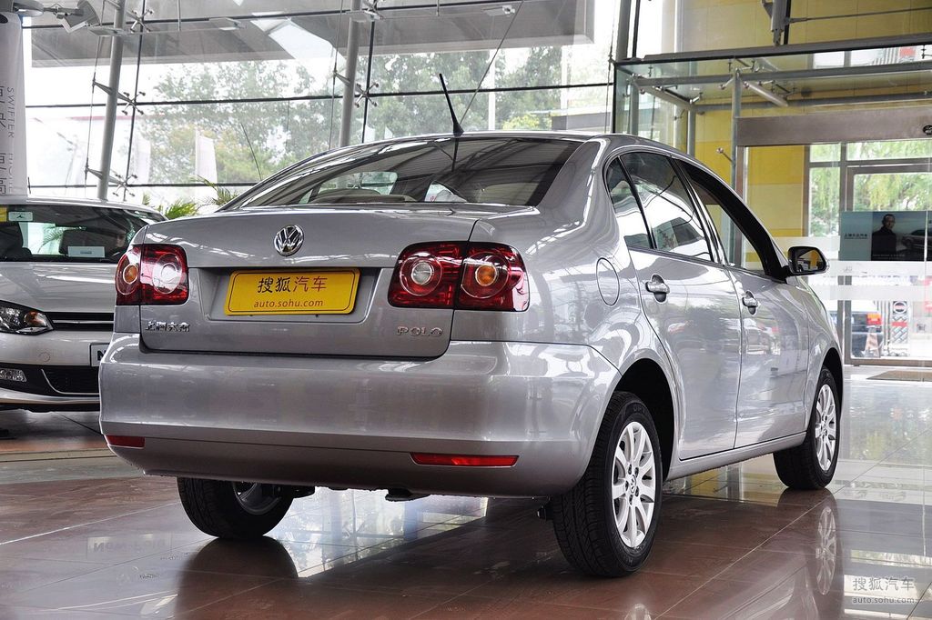 2011款上海大众polo劲取 1.
