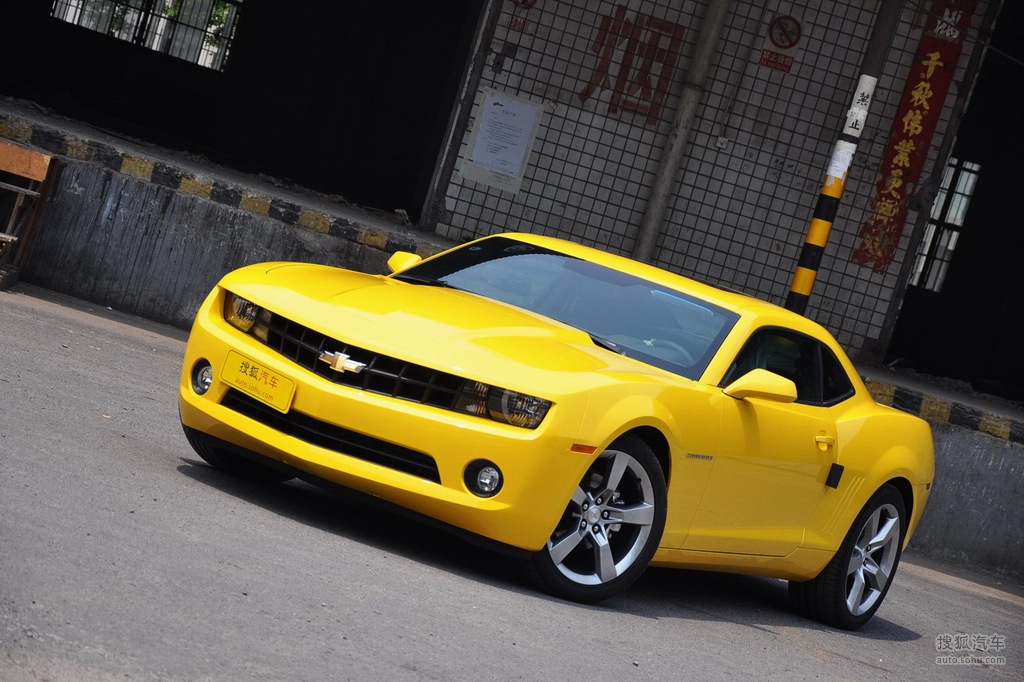 2011款雪佛兰科迈罗36l传奇性能版到店实拍