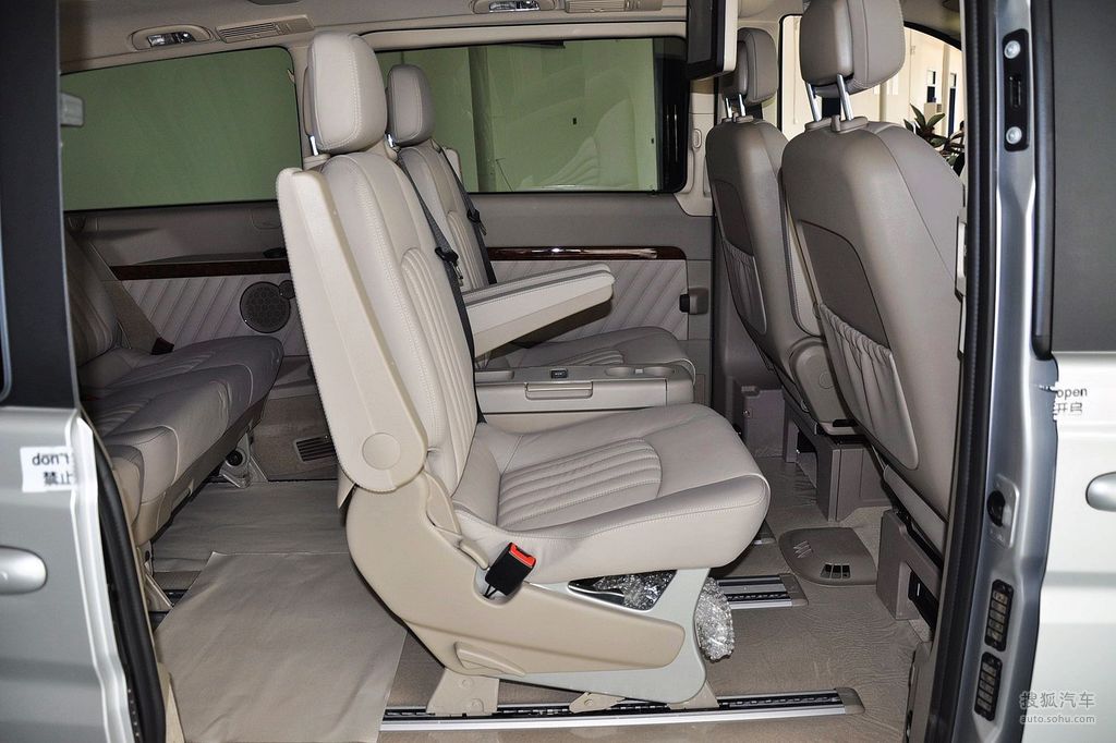 【 奔驰唯雅诺高清图片】_浅色内饰_内饰_搜狐汽车网