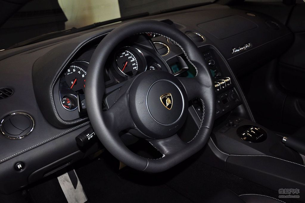 【 兰博基尼盖拉多高清图片】_深色内饰_内饰_搜狐汽车网