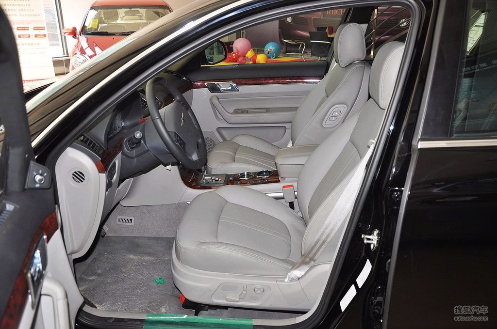 2011款瑞麒g6 2.0tci豪华型 - 前排座椅 提示:支持键盘翻页 ←左右