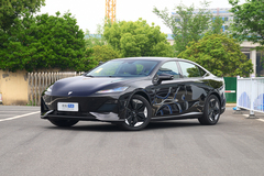 深蓝汽车SL03 纯电版