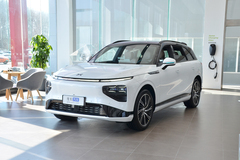 小鹏汽车G9