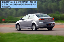 2011款三菱翼神1.8L