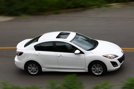 2011款长安马自达3星骋2.0L自动豪华型深度测试
