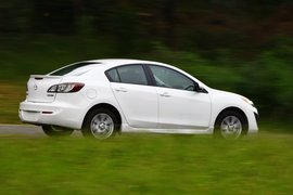 2011款长安马自达3星骋2.0L自动豪华型深度测试