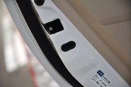 2011款比亚迪L3新锋畅版1.5L手动尊贵型到店实拍