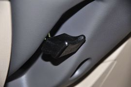 2011款比亚迪L3新锋畅版1.5L手动尊贵型到店实拍