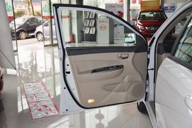 2011款比亚迪L3新锋畅版1.5L手动尊贵型到店实拍
