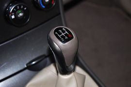 2011款比亚迪L3新锋畅版1.5L手动尊贵型到店实拍