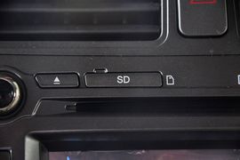 2011款比亚迪L3新锋畅版1.5L手动尊贵型到店实拍