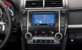 2012款丰田凯美瑞海外试驾