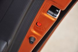2011款现代飞思Veloster