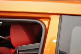 2011款现代飞思Veloster