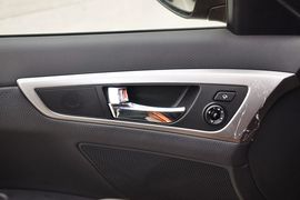 2011款现代飞思Veloster