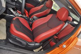 2011款现代飞思Veloster
