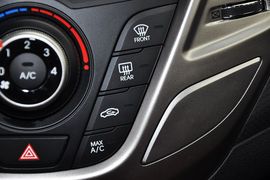 2011款现代飞思Veloster