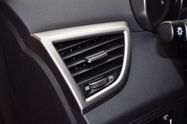 2011款现代飞思Veloster