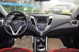 2011款现代飞思Veloster