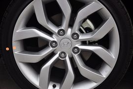 2011款现代飞思Veloster