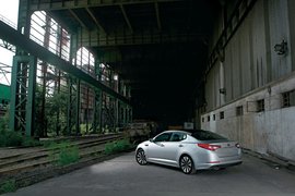 2011款东风悦达起亚K5试驾报告