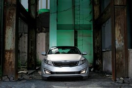 2011款东风悦达起亚K5试驾报告