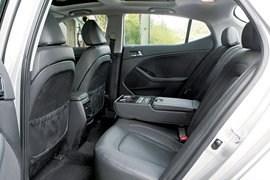 2011款东风悦达起亚K5试驾报告