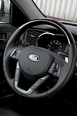 2011款东风悦达起亚K5试驾报告