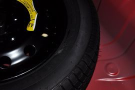 2010款长安悦翔1.5L