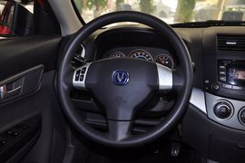 2010款长安悦翔1.5L