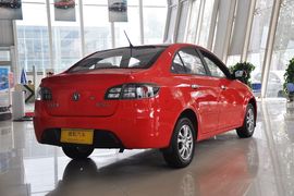 2010款长安悦翔1.5L