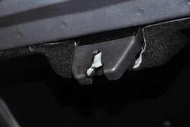 2011款长安CX30三厢