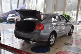 2011款长安CX30三厢