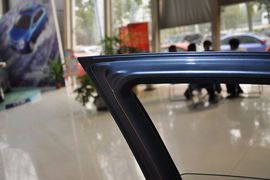 2011款长安CX30三厢