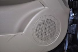 2011款长安CX30三厢