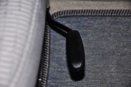 2011款长安CX30三厢