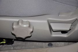 2011款长安CX30三厢