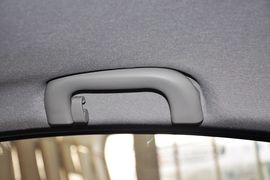 2011款长安CX30三厢