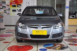 2011款长安CX30三厢
