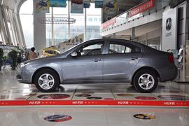 2011款长安CX30三厢