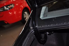 2011款长安悦翔三厢