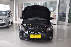 2011款长安悦翔三厢