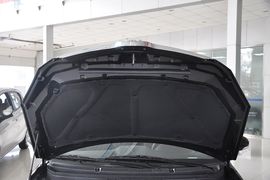 2011款长安悦翔三厢