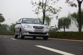 试驾2012款奇瑞旗云2