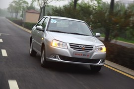 试驾2012款奇瑞旗云2