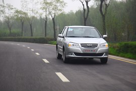 试驾2012款奇瑞旗云2
